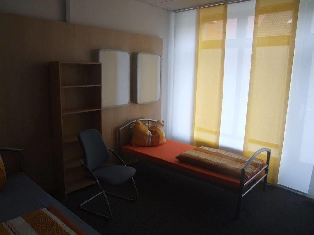Hostel Vorharz Aschersleben Esterno foto